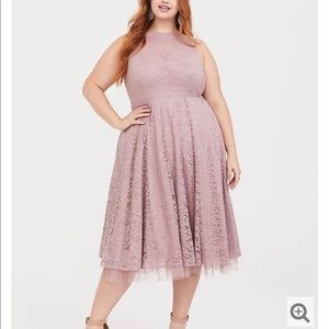 NWOT Torrid Mauve Lace Dress